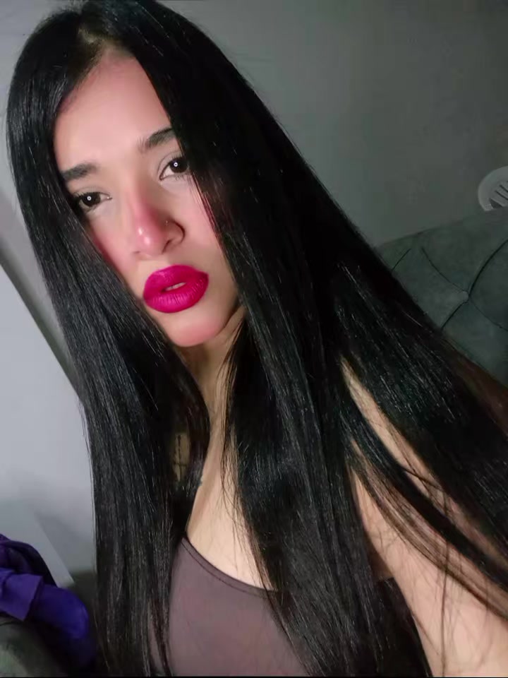 @Dani 🦂🌺🌸