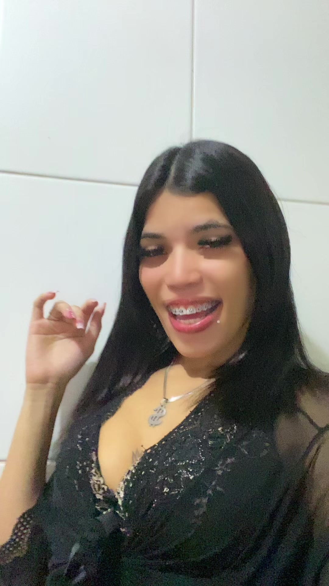 @juliana75057