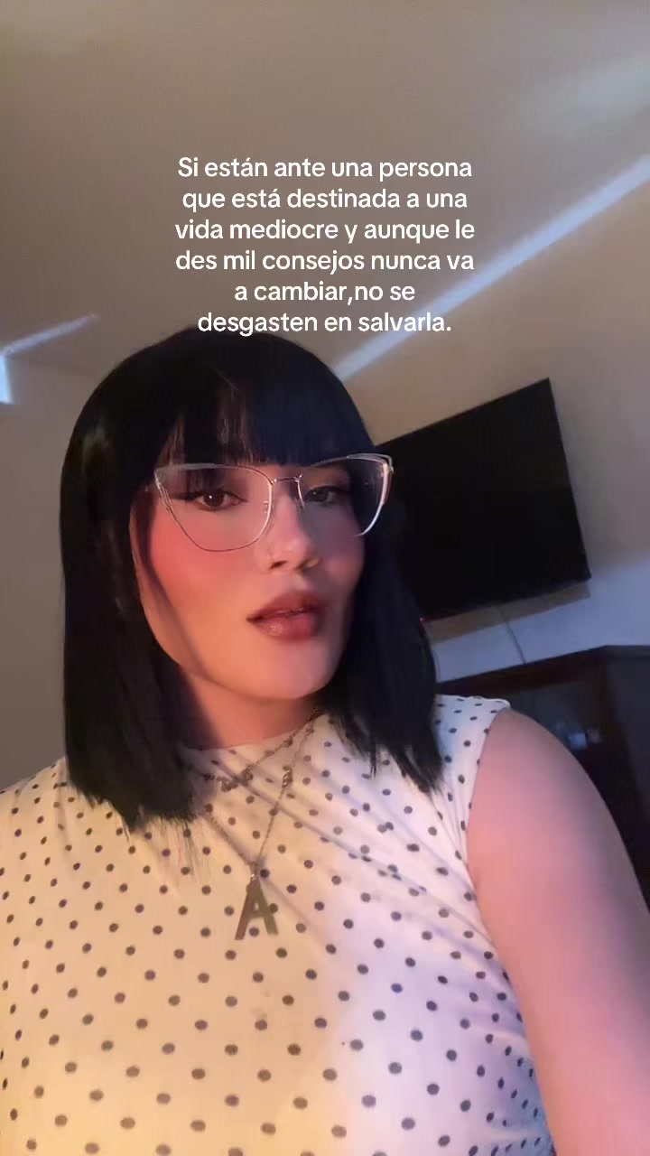 @Anna García