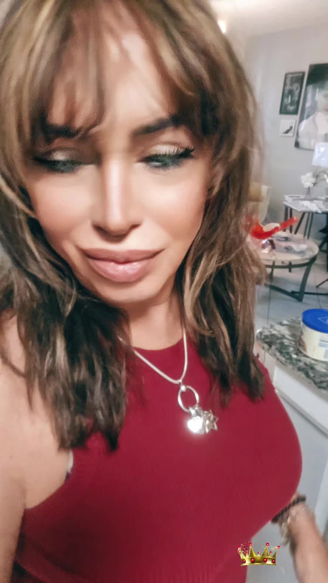 @Queen