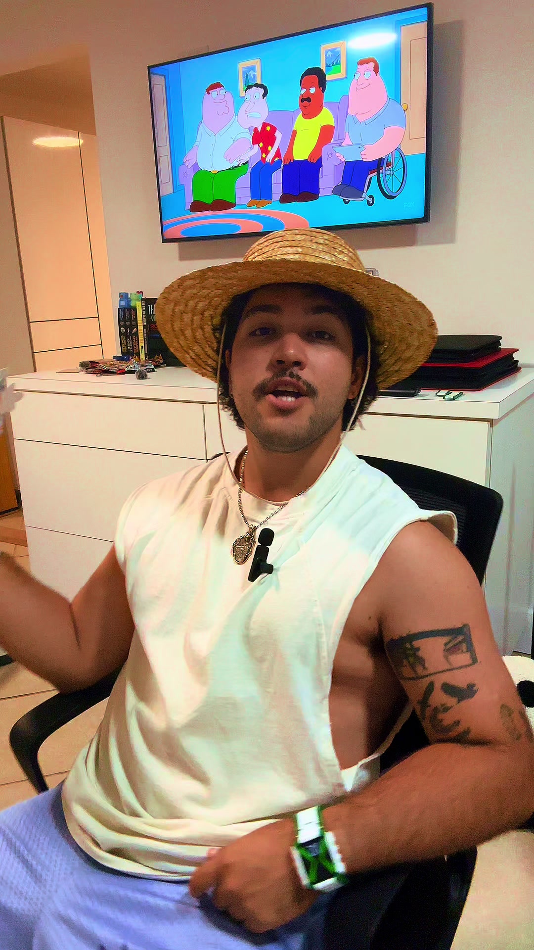 @Straw Hat Gabriél
