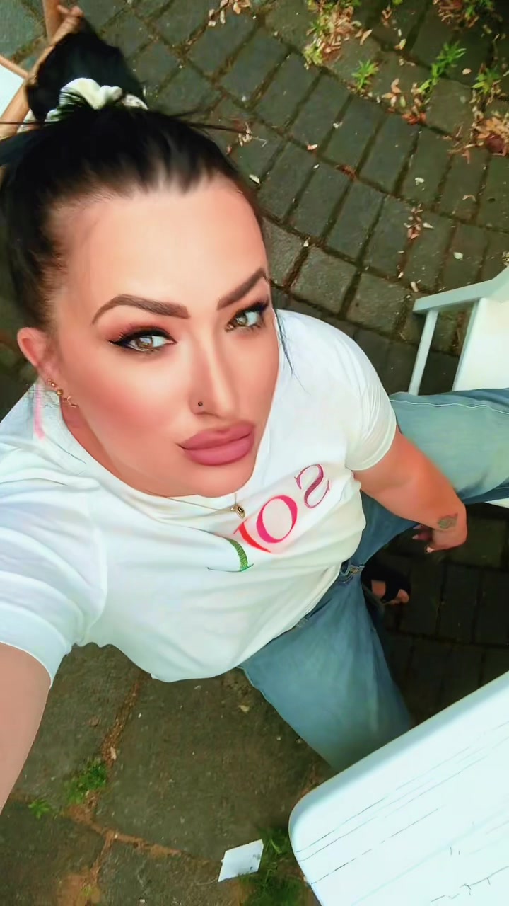 @neobitchna_ya_