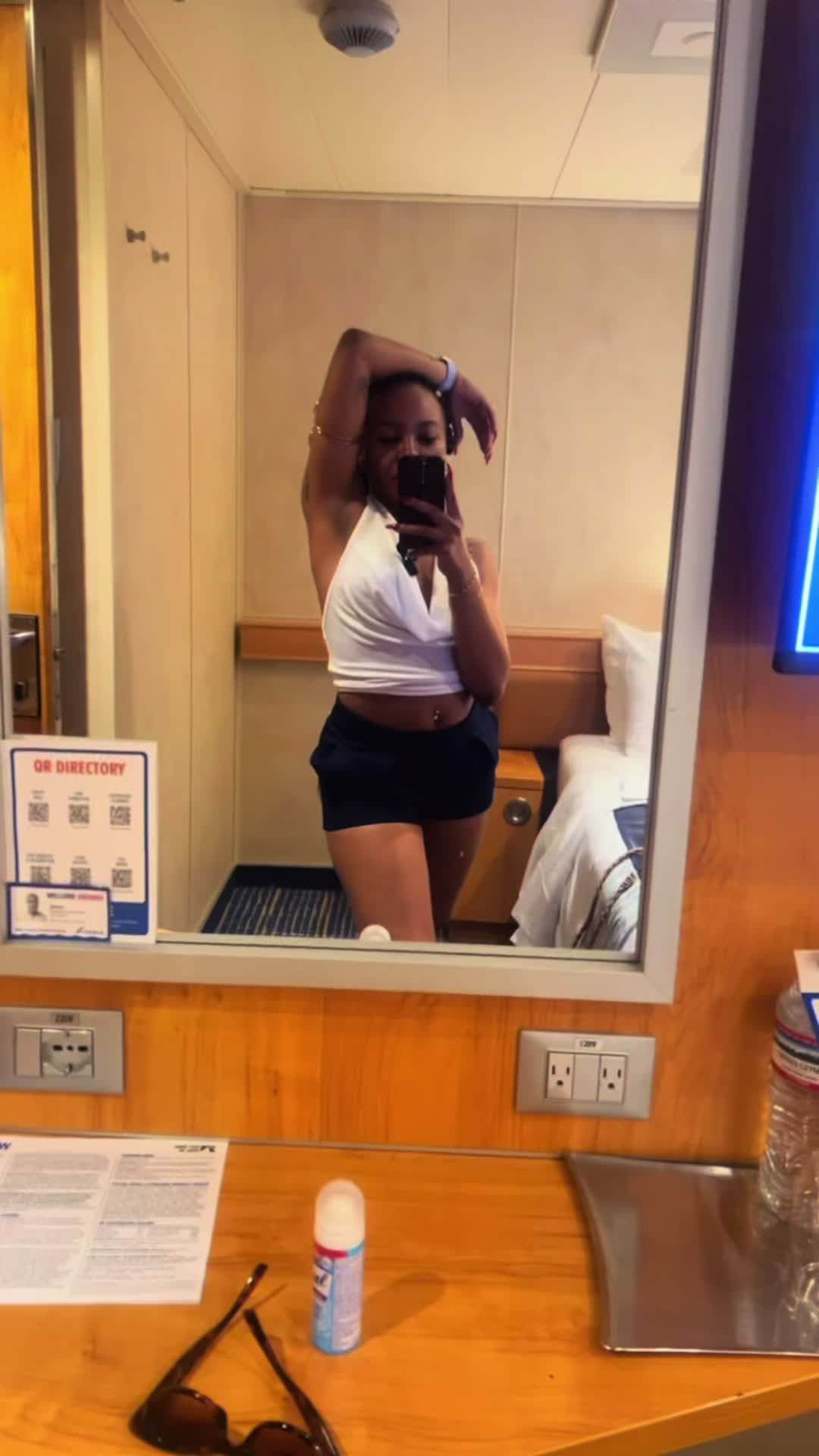 @HoneyCoatedMusic
