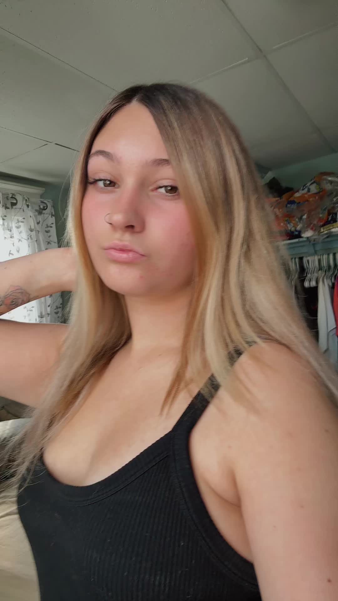 @Hannah.
