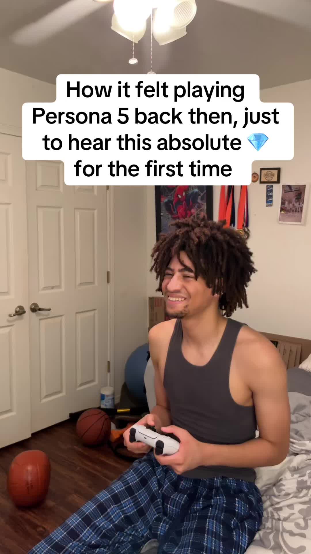 @ITZZ$kovie