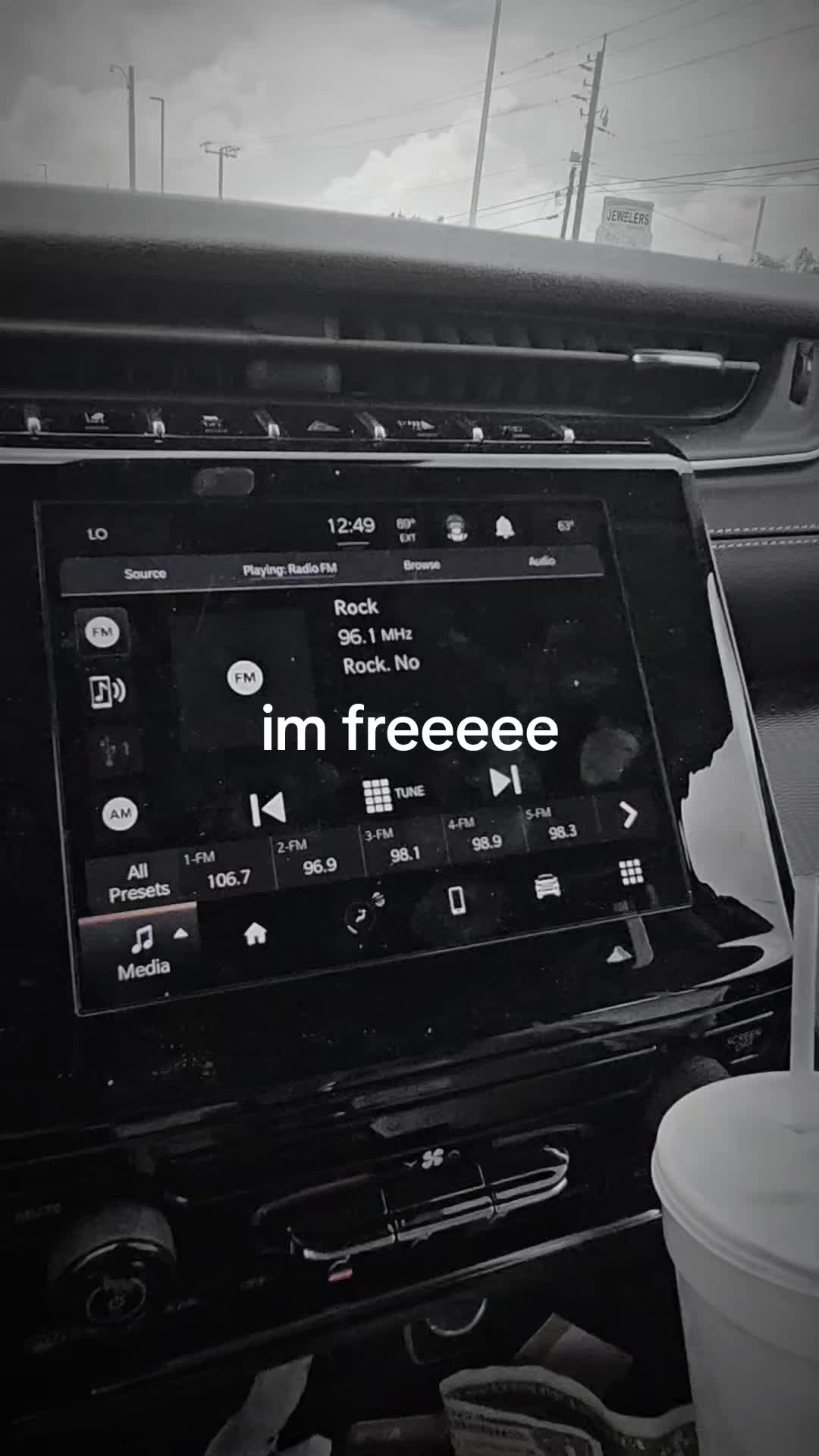@Highervibesmomclub
