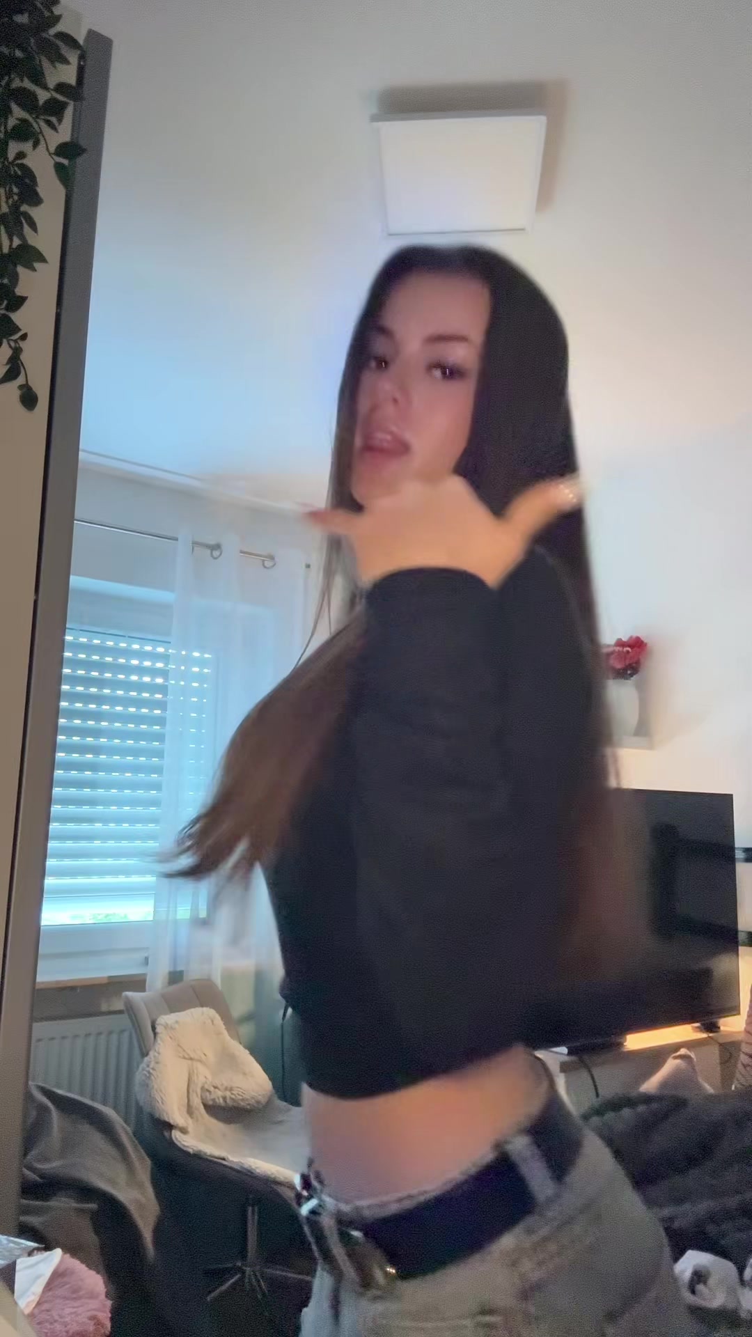 @Isi