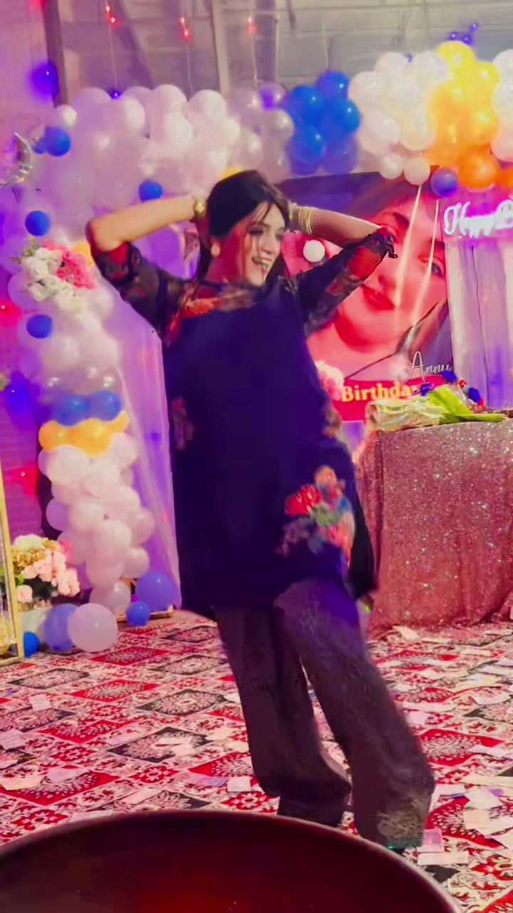 @Bewafa queen 👑
