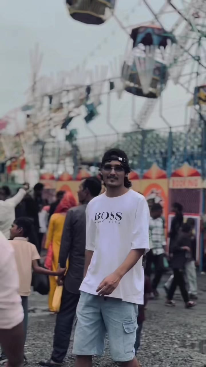 @️RoHiT 🧿💗