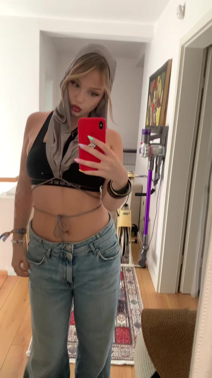 @aneaaa