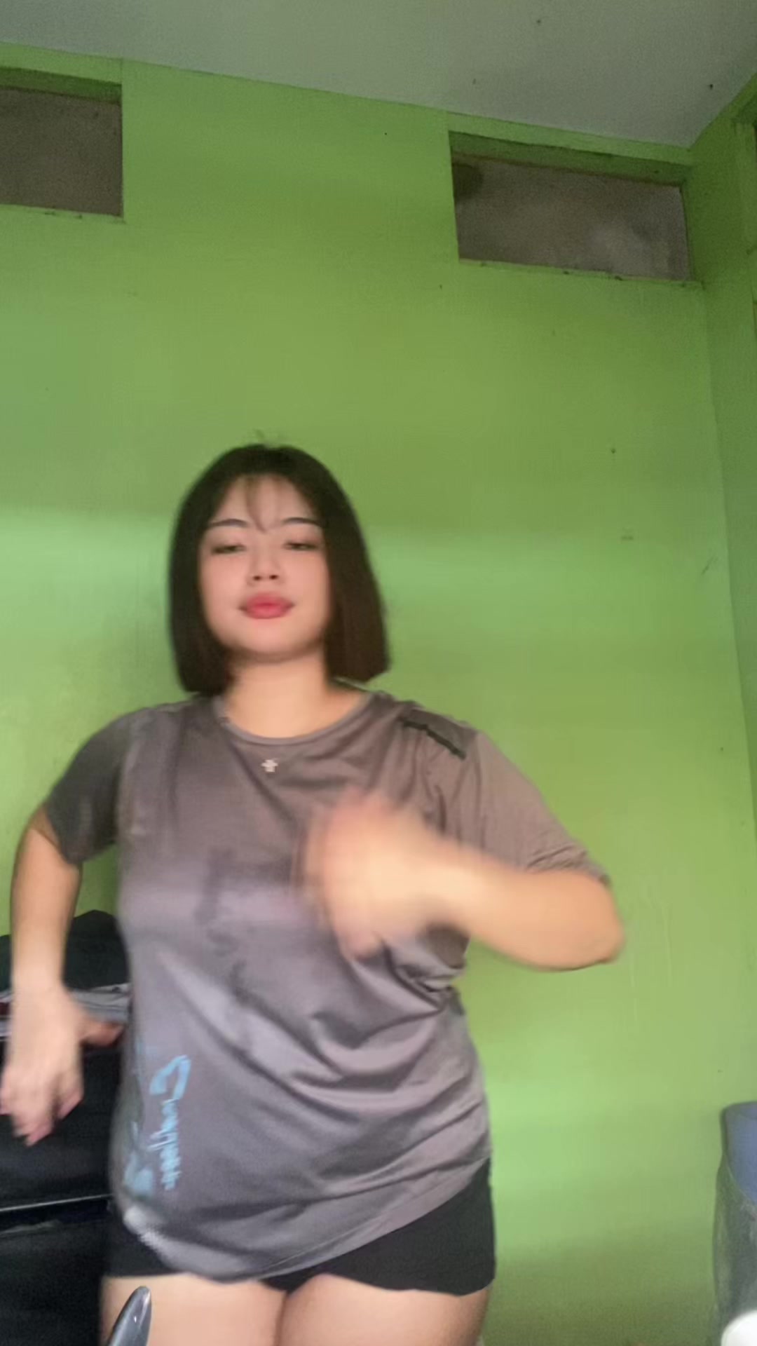 @theresee