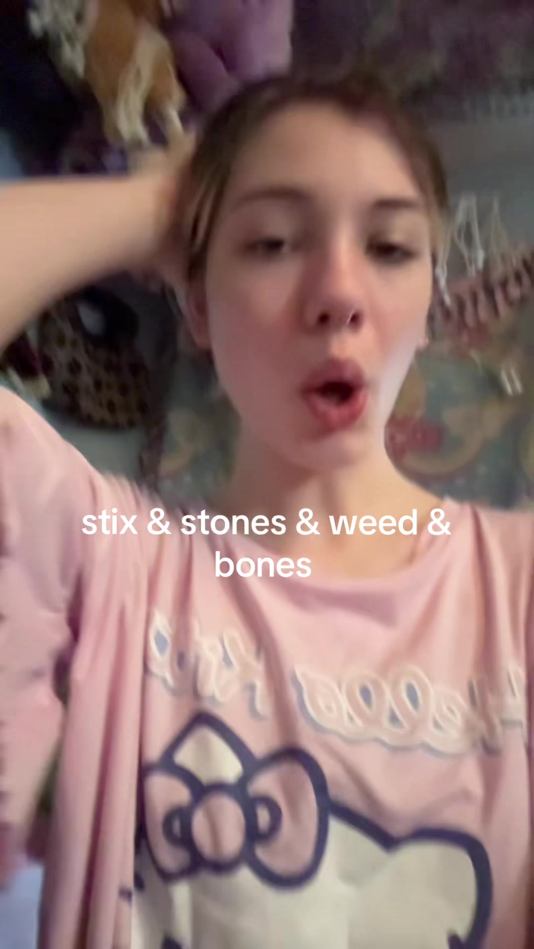 @d:mira$lynn:b