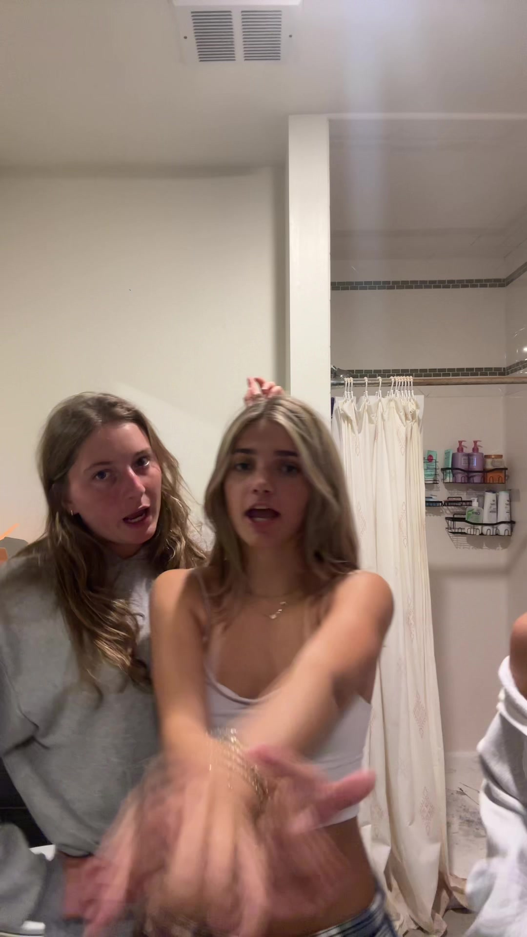 @g