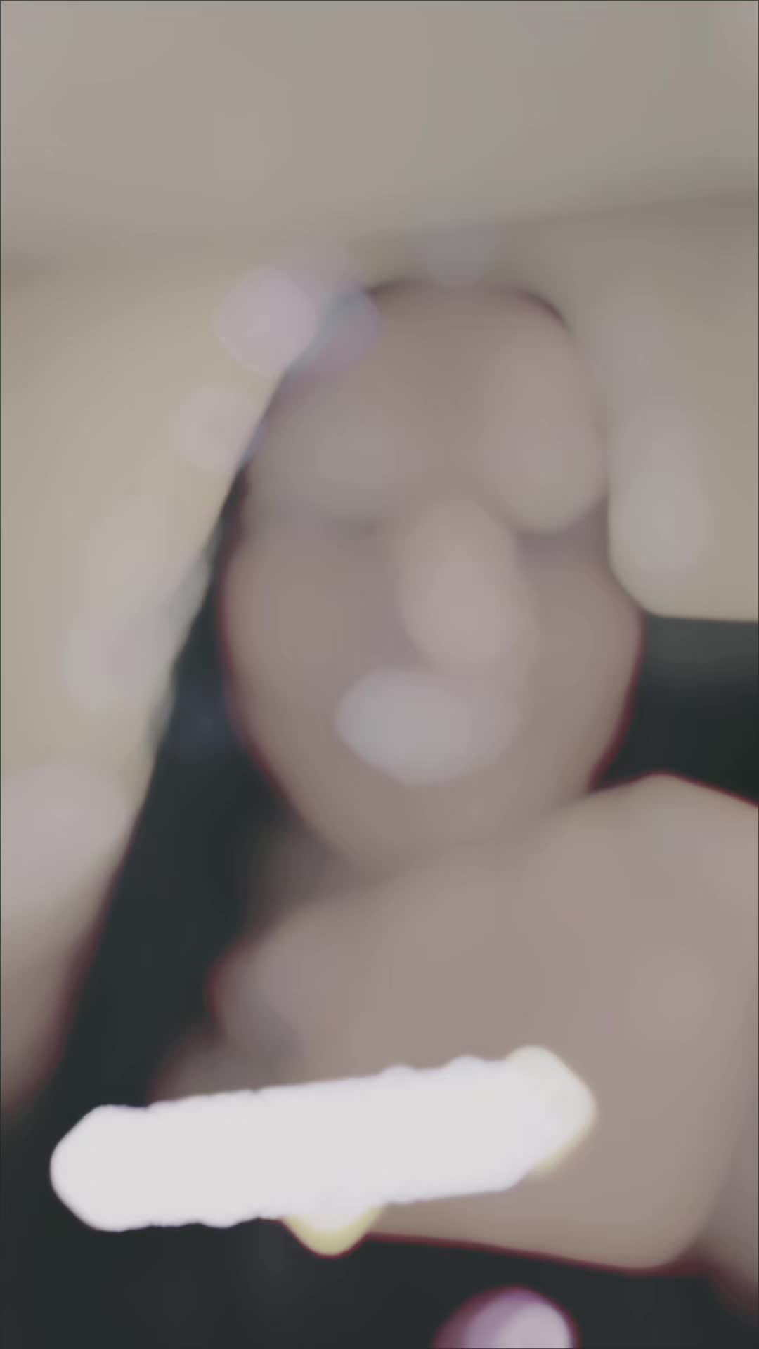 @anabella