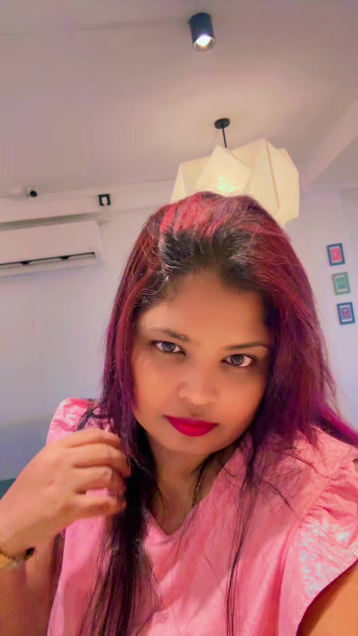 @Ayanthi🩷Travel 🧿Food🪬🧿✨
