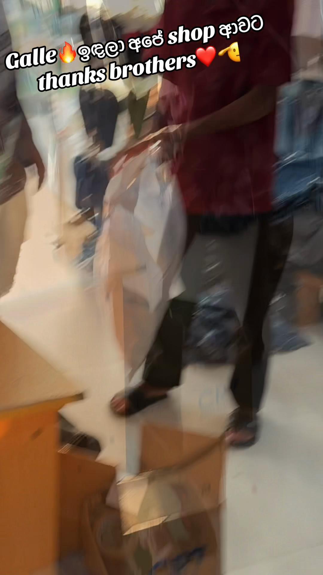 @Nimaro fashion Wennappuwa