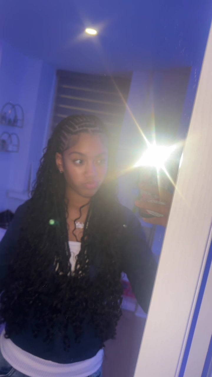 @miatooshiftyy,