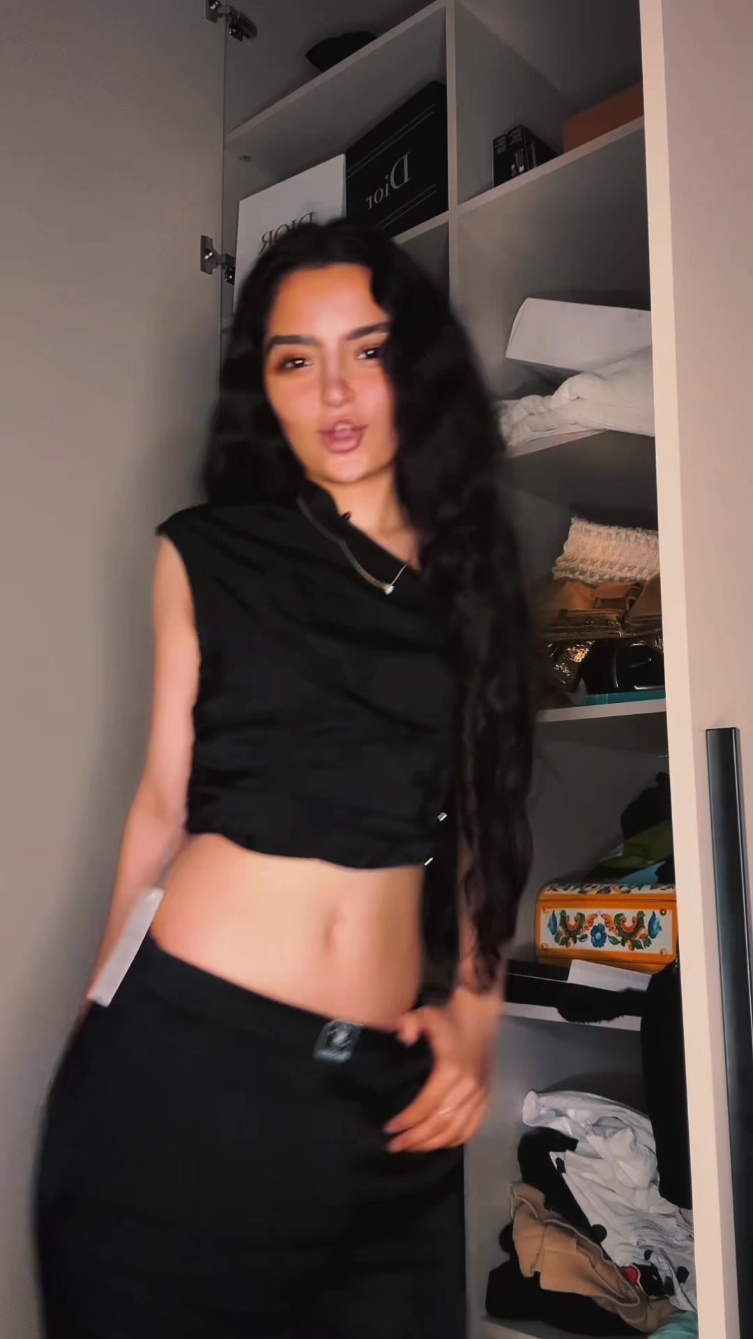 @Angelica_25
