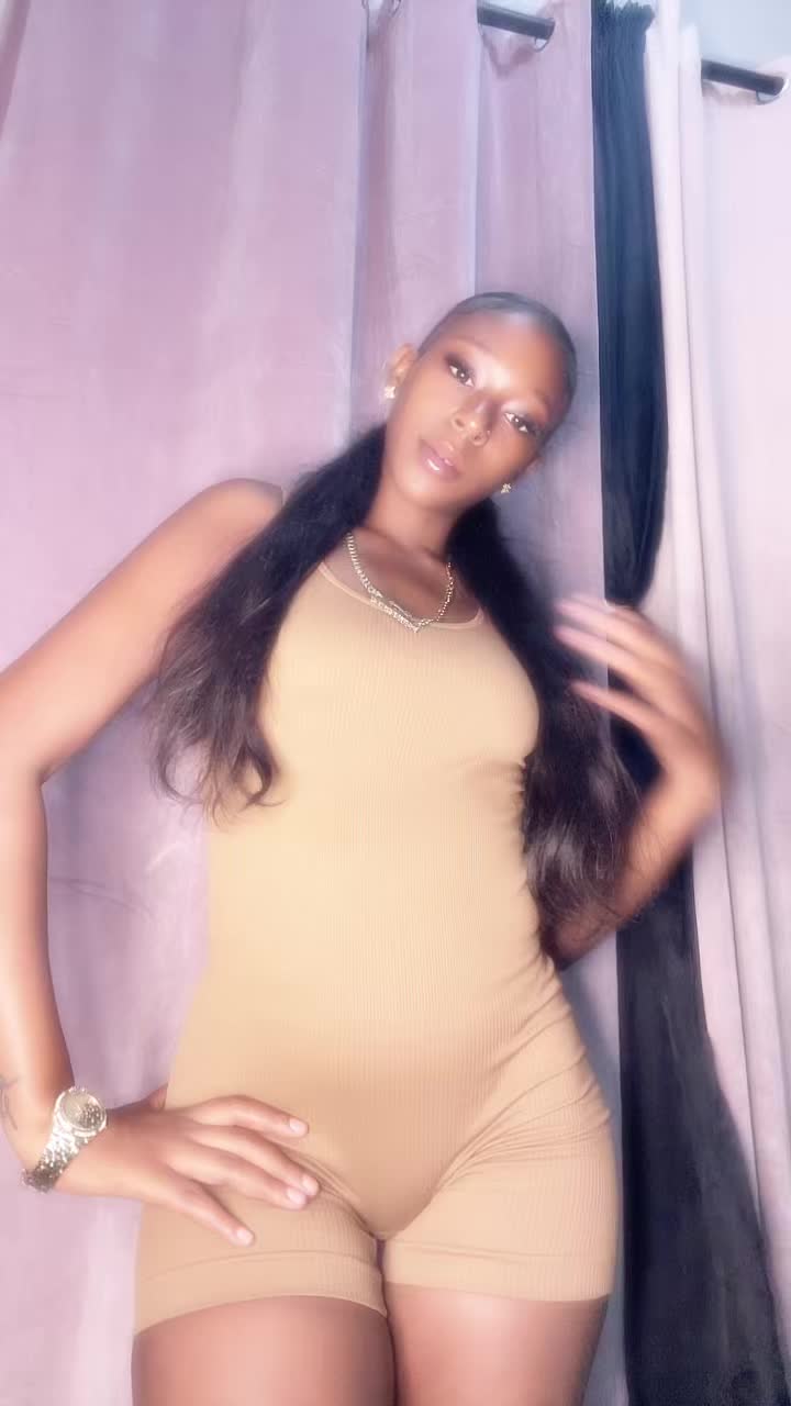 @Nealla__