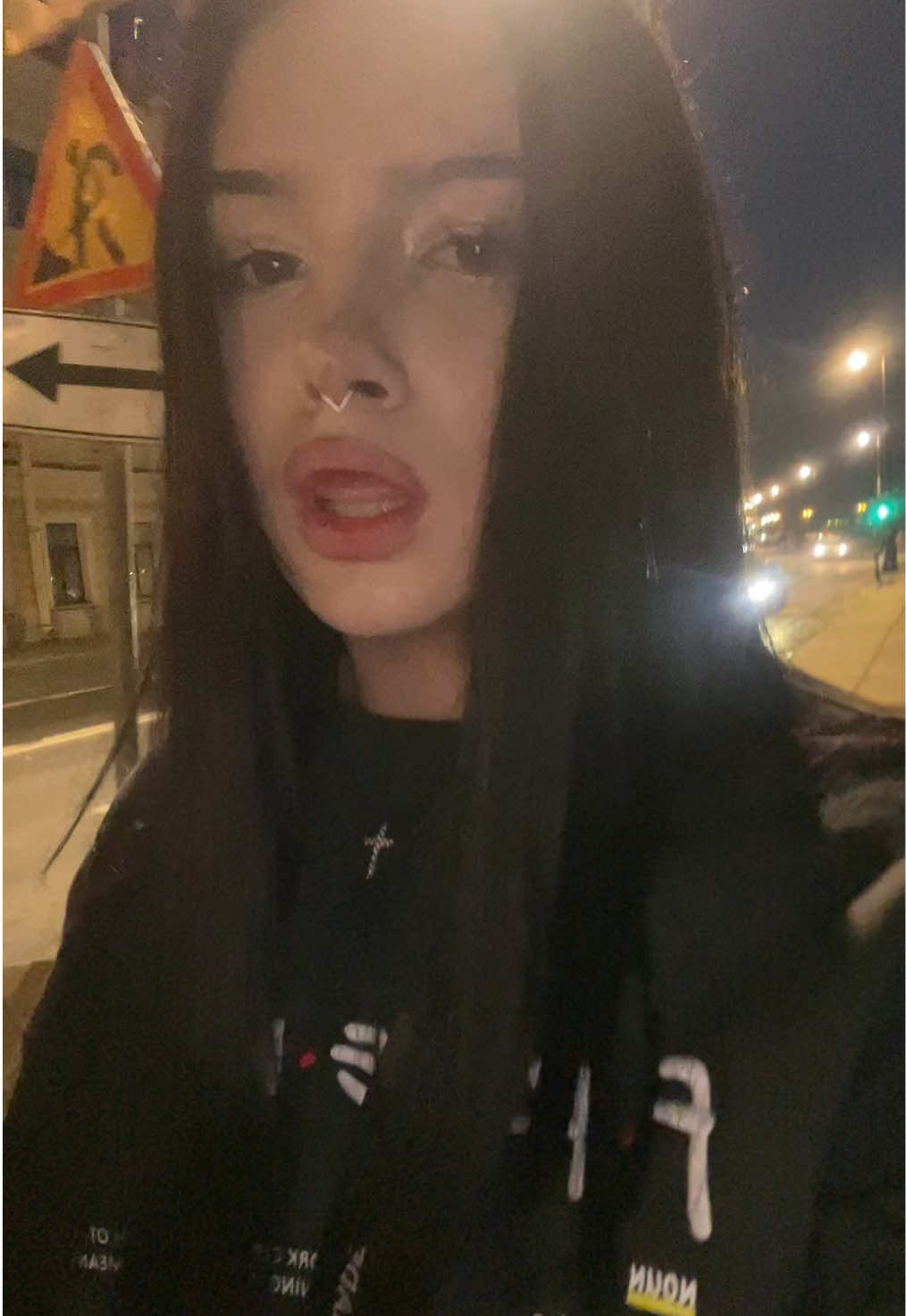@мила