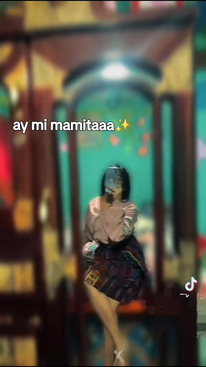 @๐ . Emely . ๐ง๐ปโ๏ธ