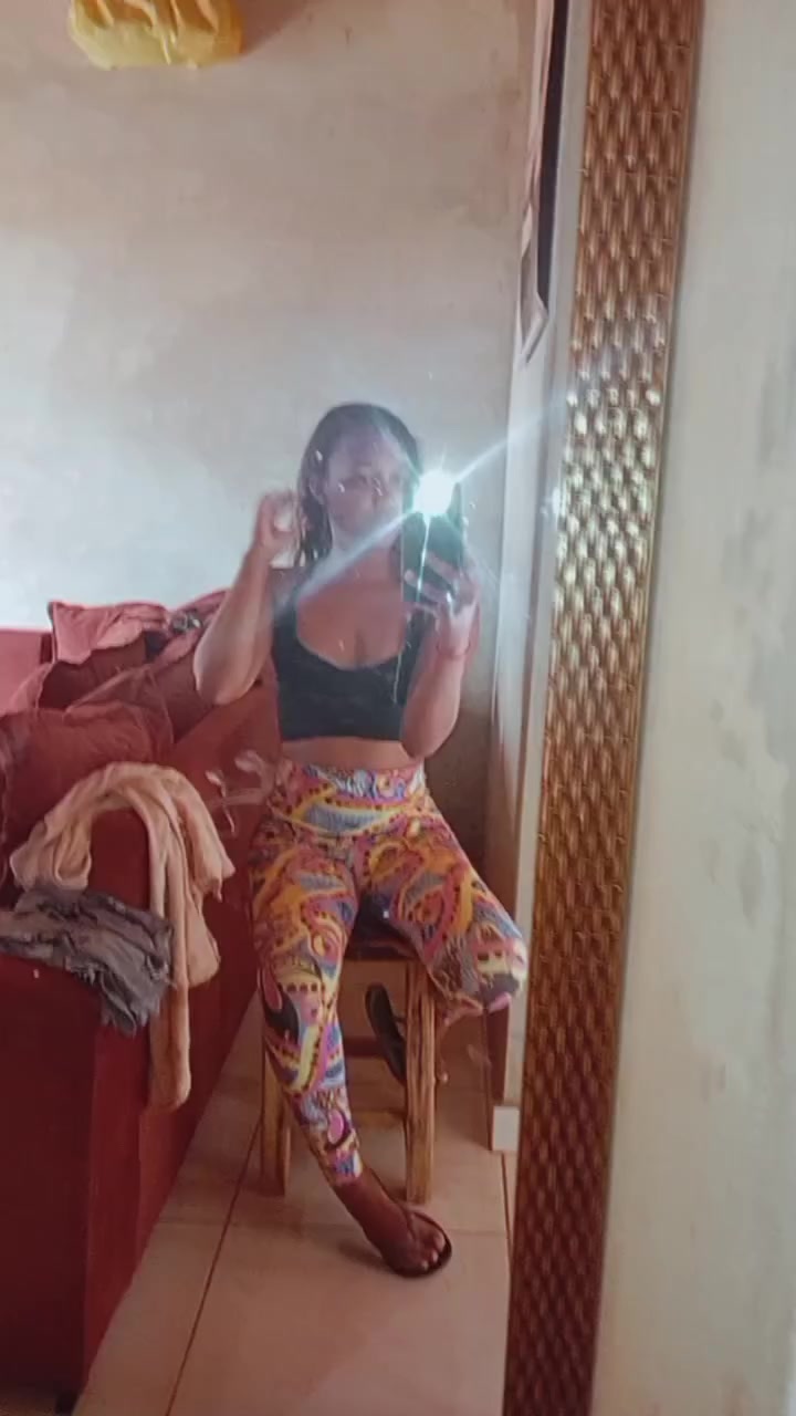 @Ninha🦋💖