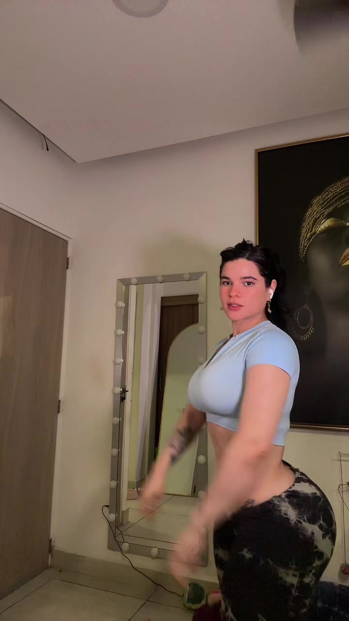 @Luciana