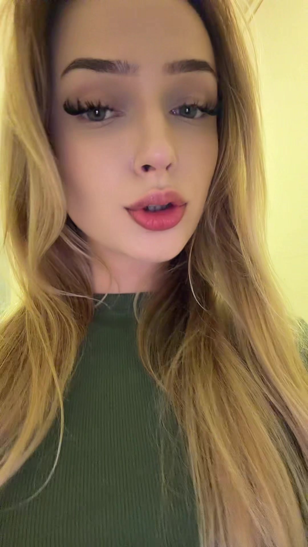 @dshkls27