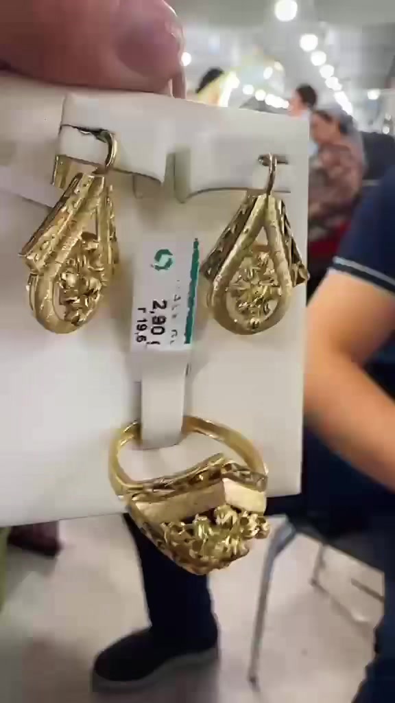 @balausa_lady_gold