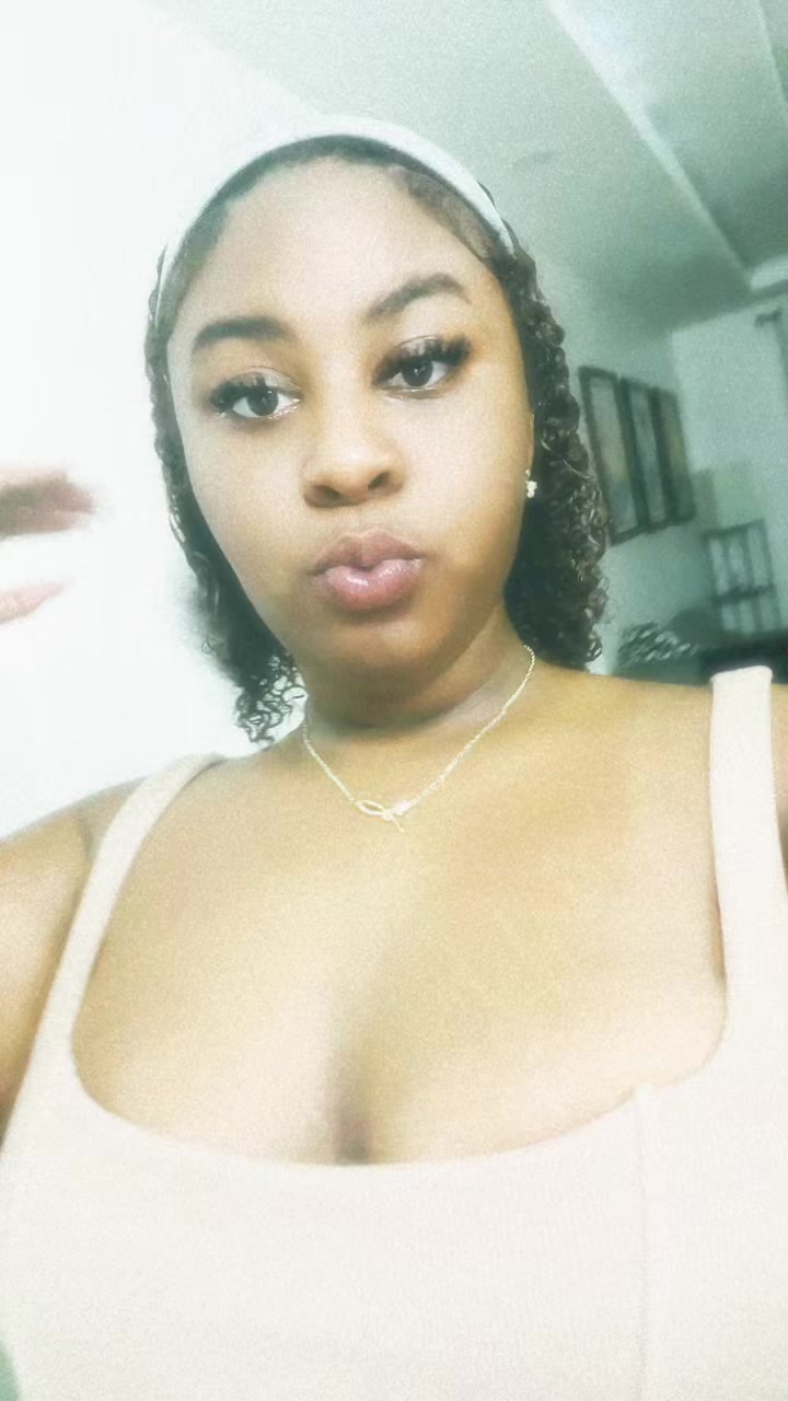 @MichaelaBurgess ᥫ᭡