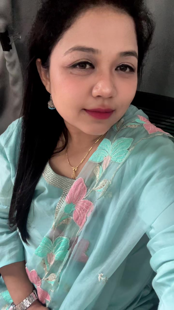@Priya Dhangal🇧🇹