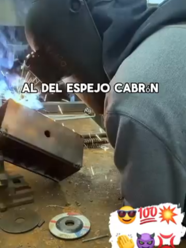 @YURI ROJAS