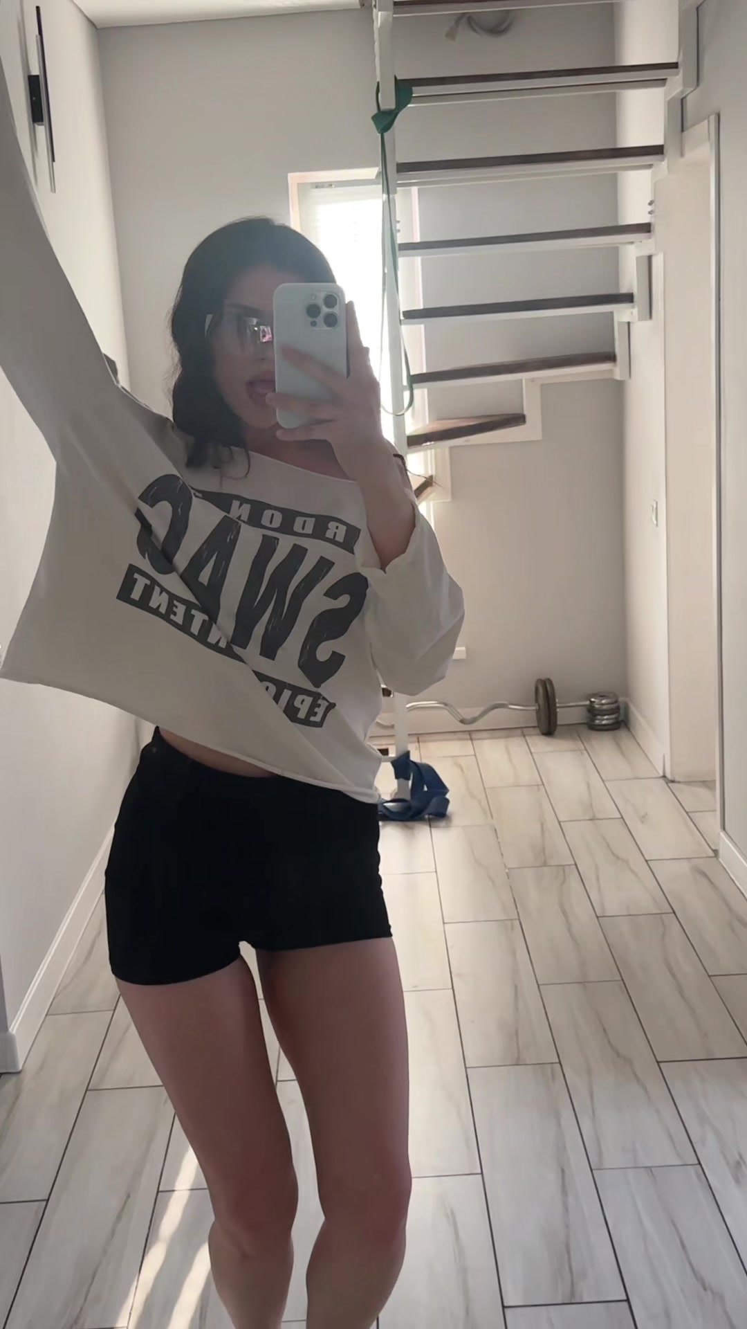 @loyaniv