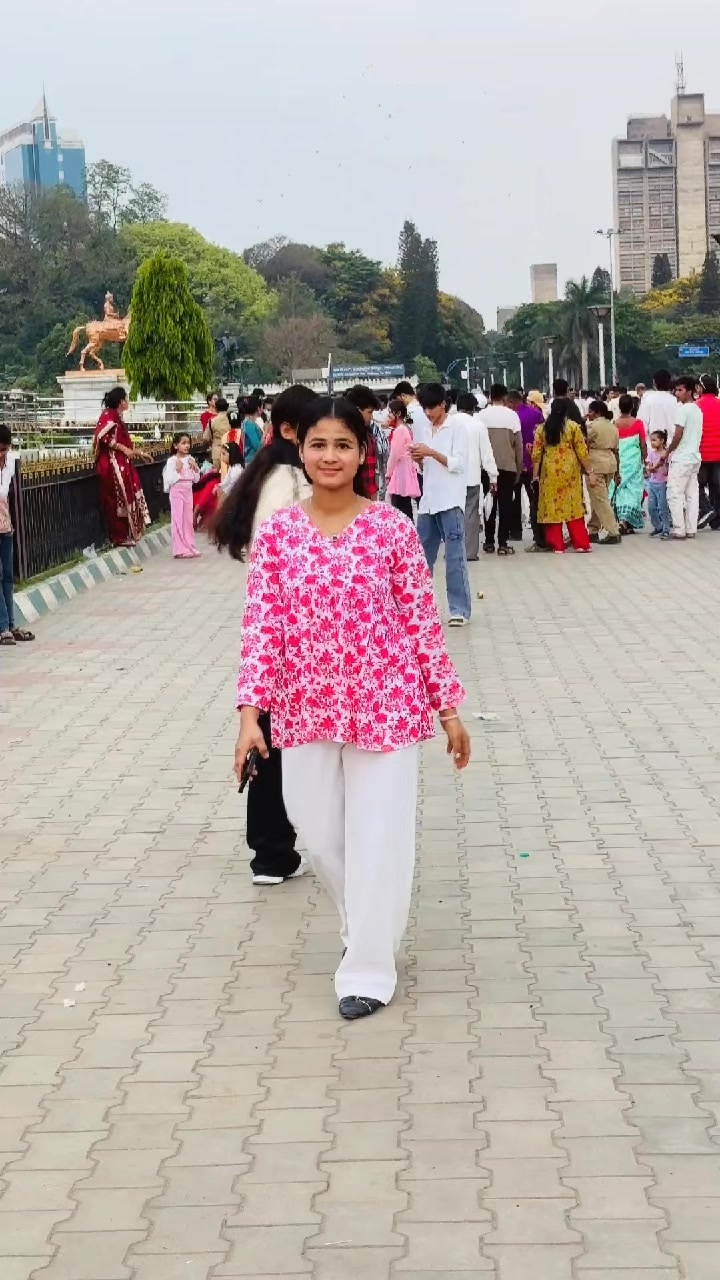 @दिपा क्षेत्री 🖤🦋🌿