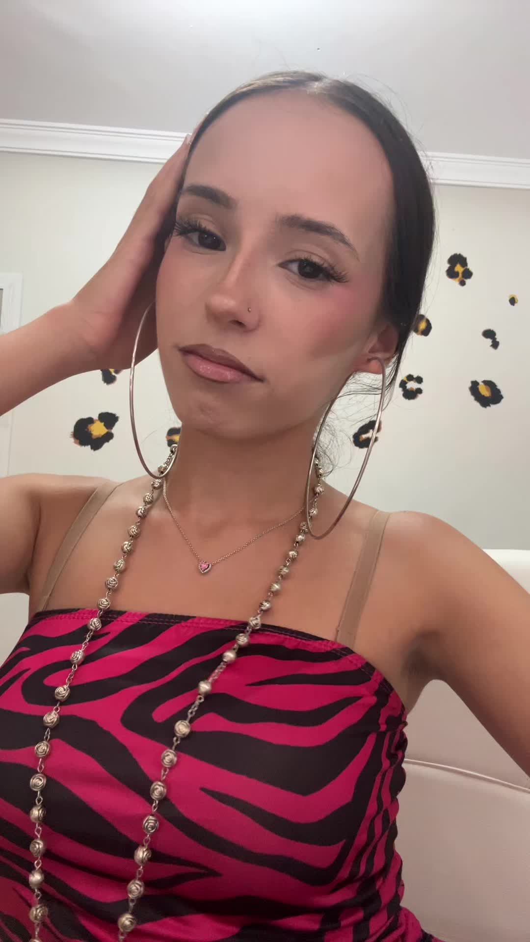 @👸🏻🐆
