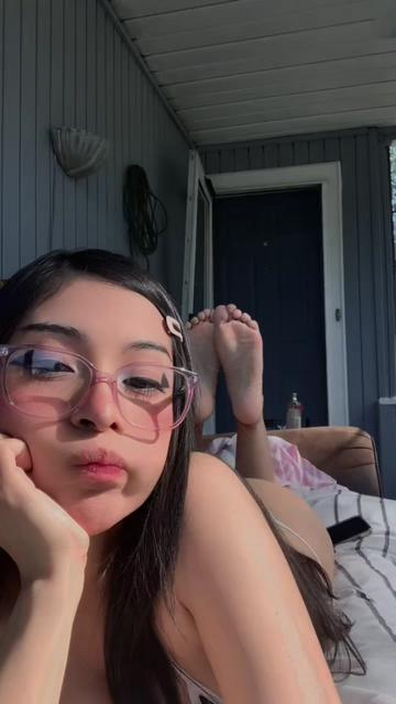@AlexaVlley69