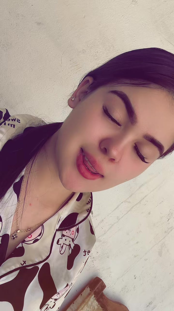 @D-