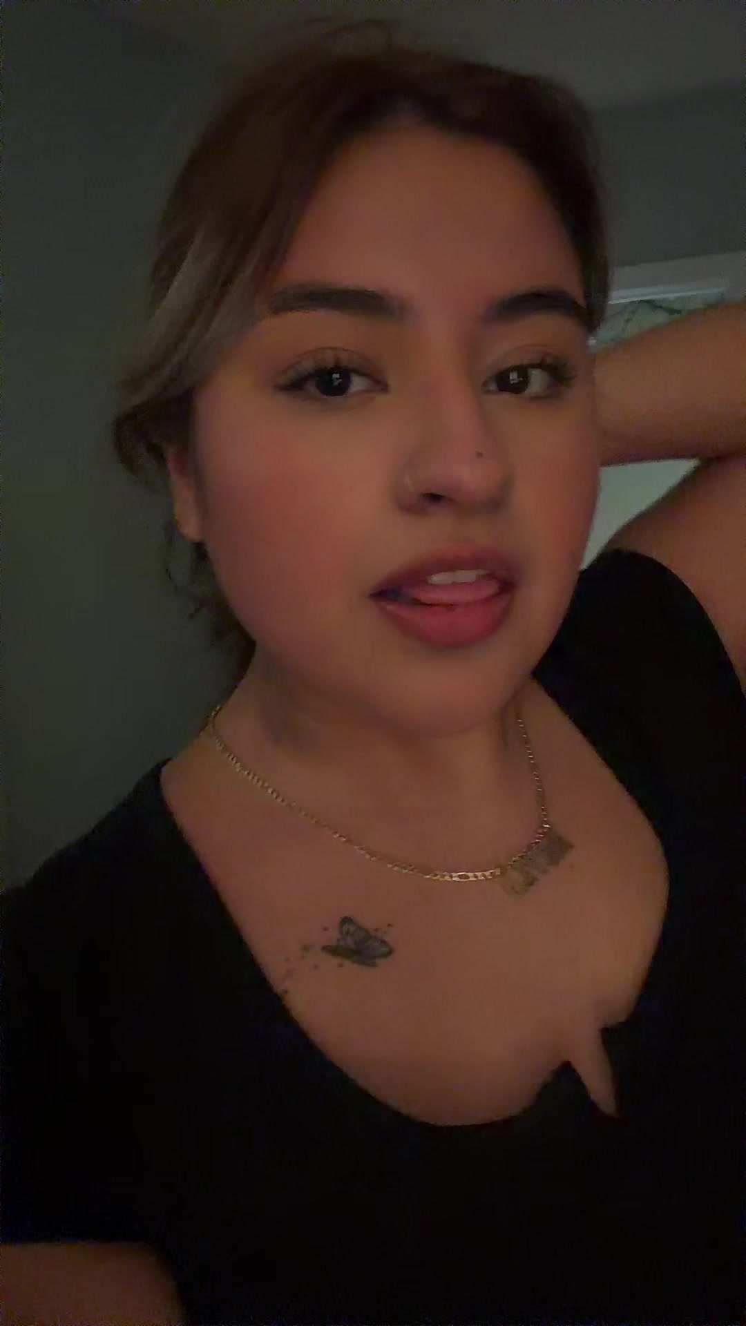 @️