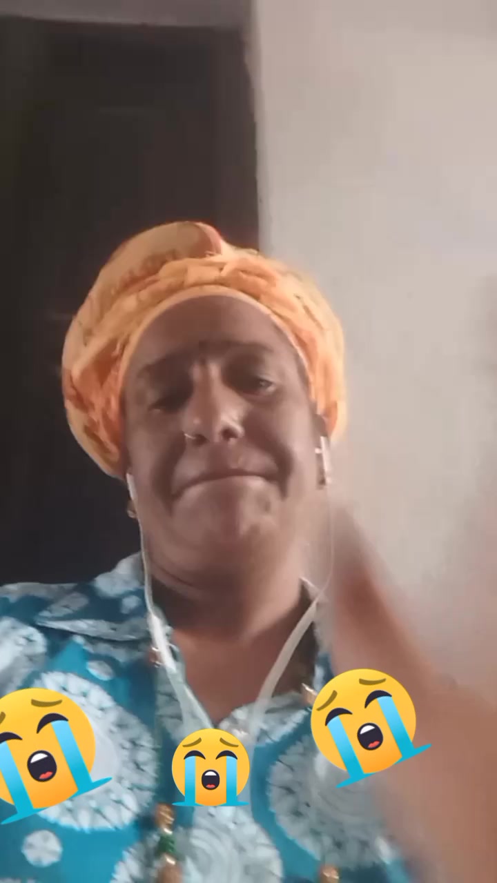@Santi Dhanuk