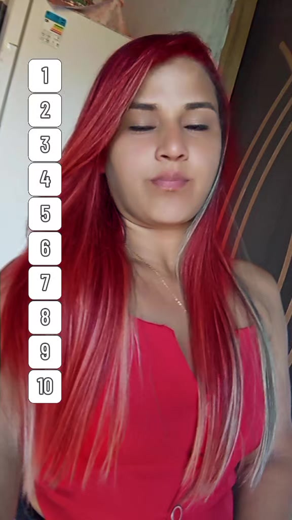 @Tha&iacute;s Silva