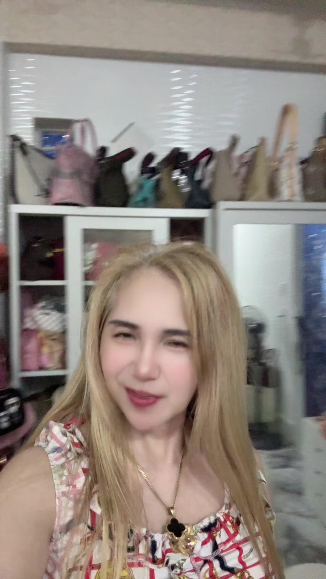 @Zazenewhitetouch🥰