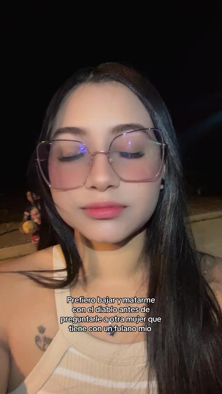 @🦦