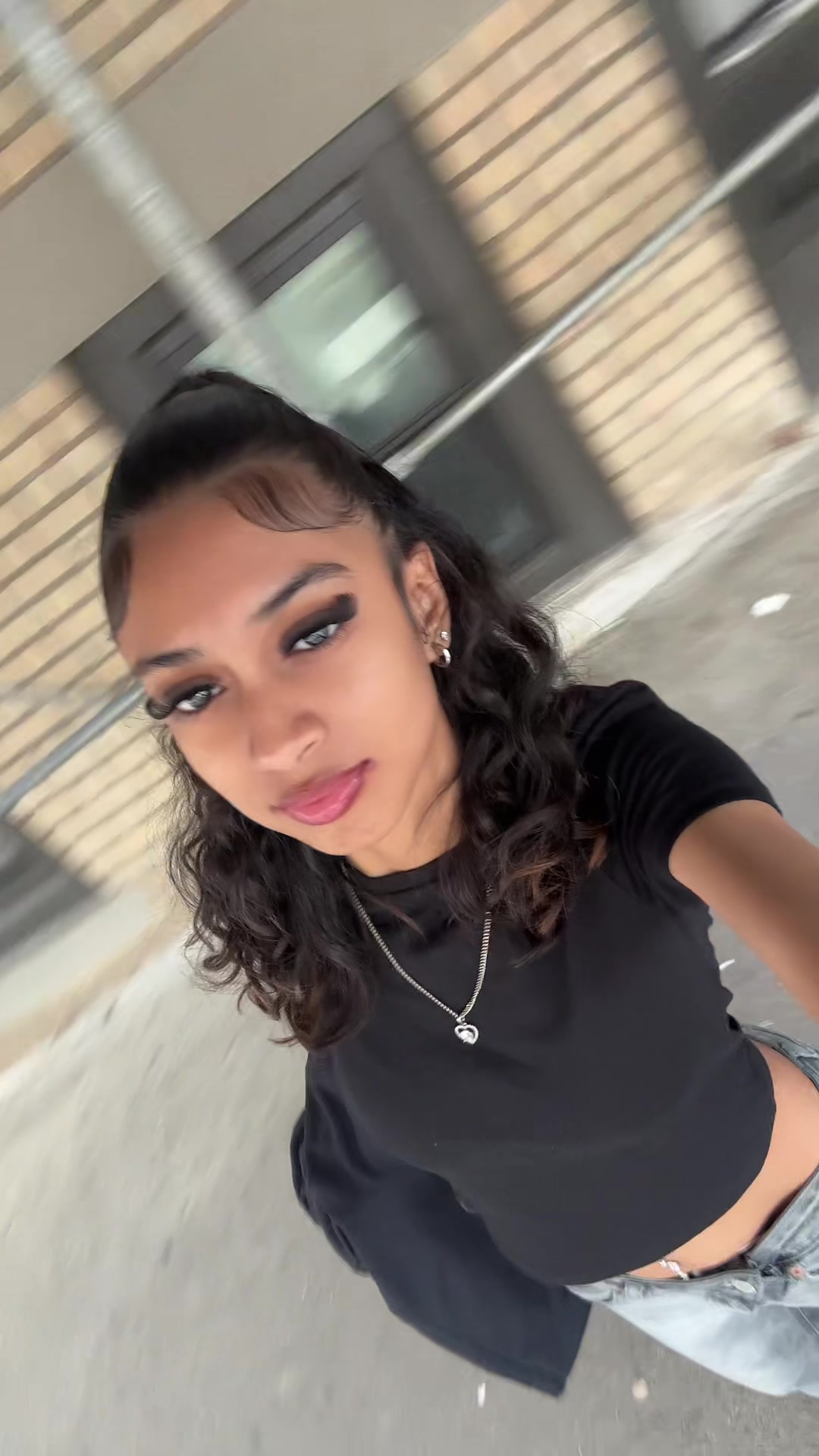 @👑