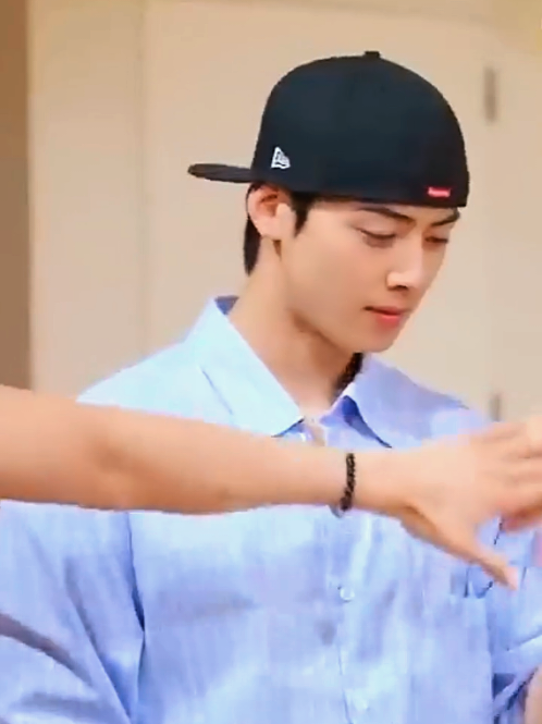 @Cha_Eunwoo_Portugal