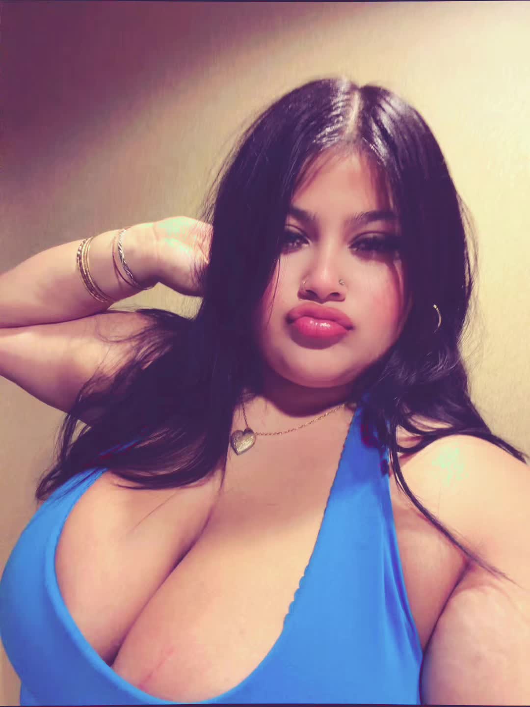 @𝒢 ᥫ᭡.