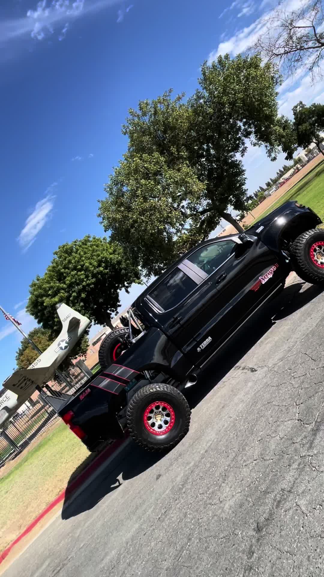 @Arroyo Custom Rigs