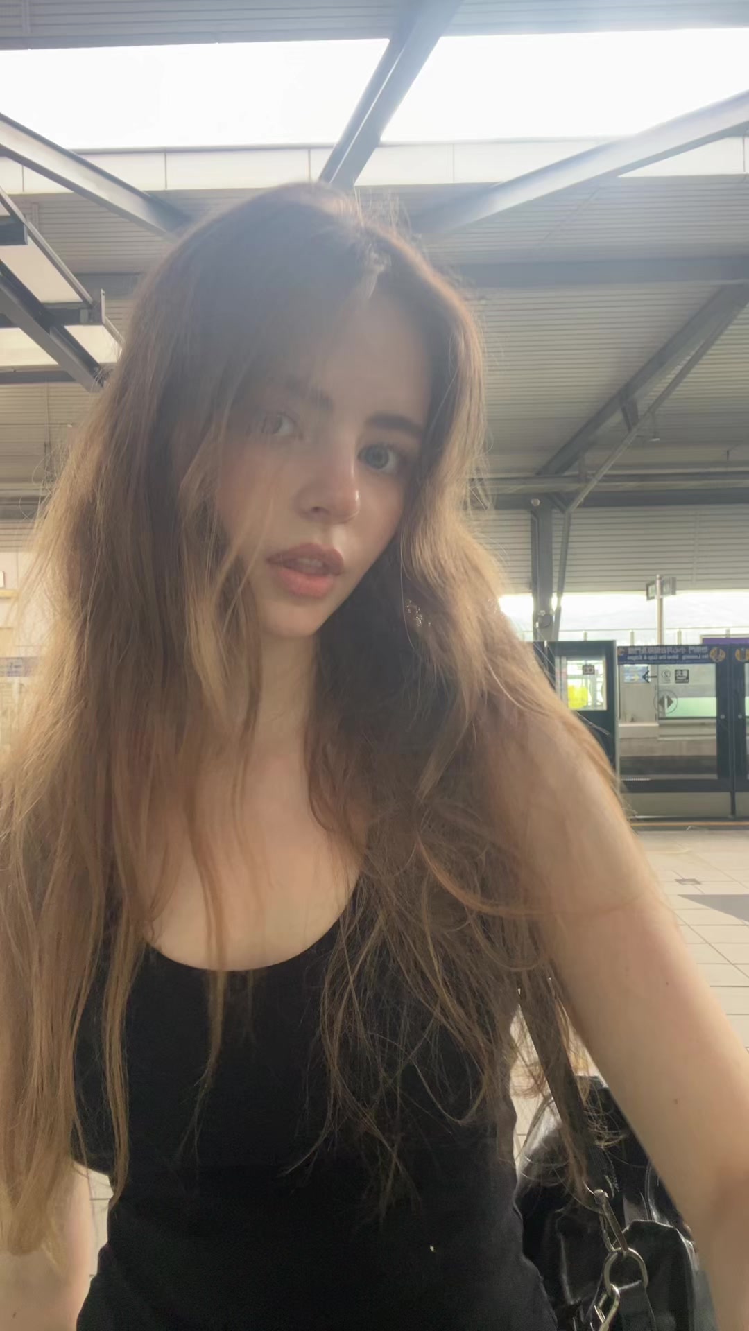 @sss