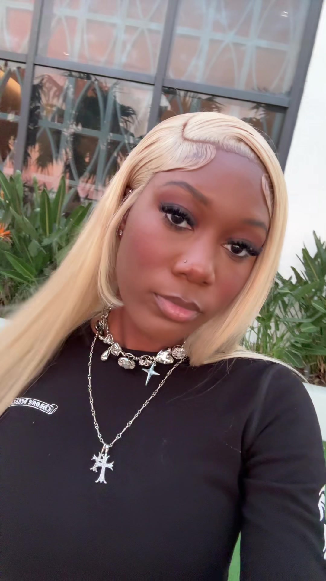 @👸🏾