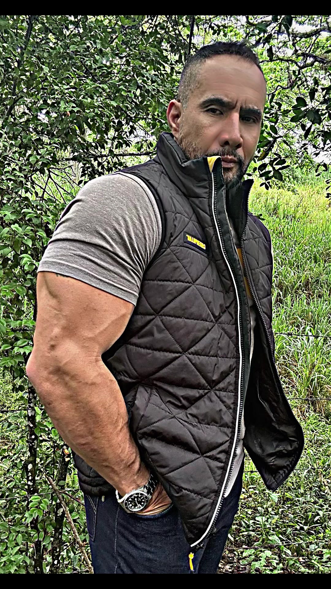 @julianbodibuildier052414