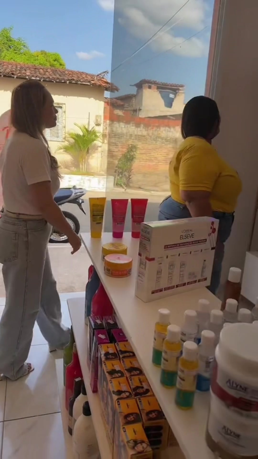 @JaniniAndrade